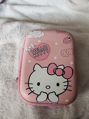 HK Charger Case